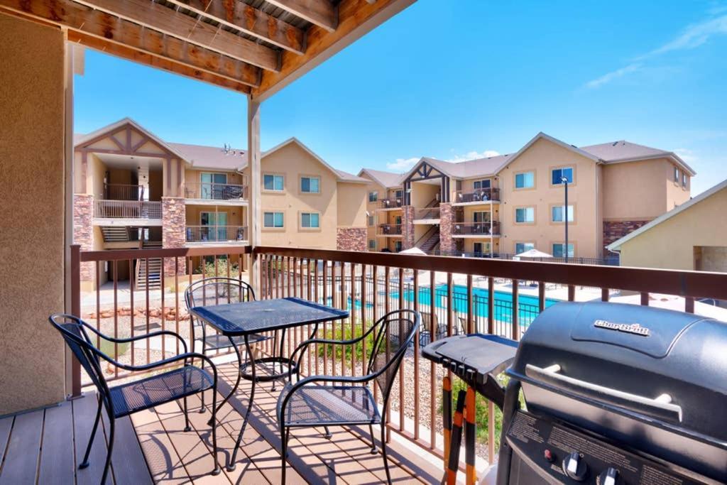6L Top Floor Redcliff Condo, Pool & Hot Tub Moab Exterior foto